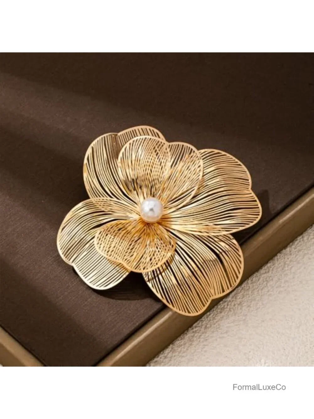 Large Layered Flower Brooches for Women Filigree Lapel Pins